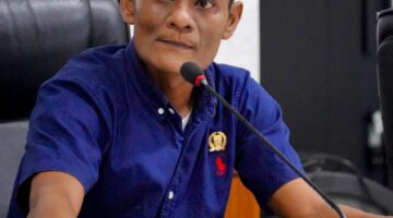 Efendi,SM Juru Bicara Fraksi Nasdem – PKS sampaikan Pandangan Fraksi Pada Sidang Paripurna pandangan Umum Fraksi Terhadap Ranperda APBD Kuansing 2026
