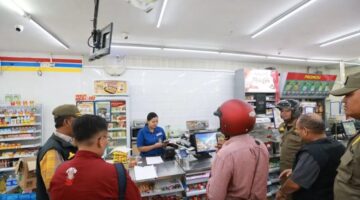 Banyuwangi batasi operasional toko ritel modern berjejaring