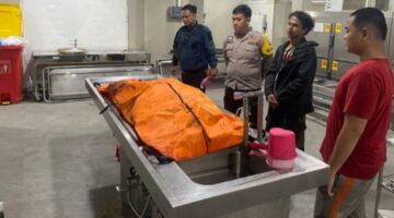 Tragedi Malam Minggu: Kios Terbakar, Seorang Wanita Paruh Baya Tewas Terjebak di Dalam