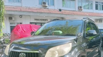 Kepala Dinas Pakai Mobil Pribadi Ngantor,Karena Semua Mobil Dinas OPD Ditarik